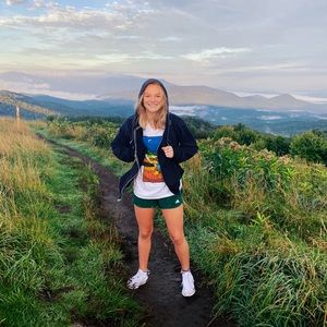 Meet your Posher, Mackenzie